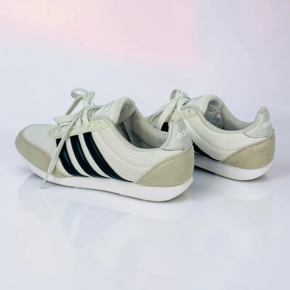 Adidas V Racer 2.0 Women's Size 6 White Black DB0424 Sneakers